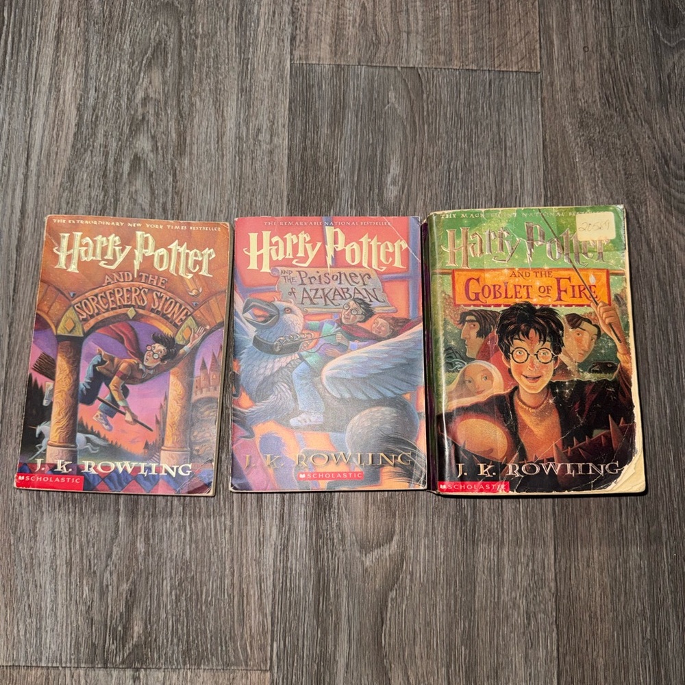 3 Harry Potter Well loved books